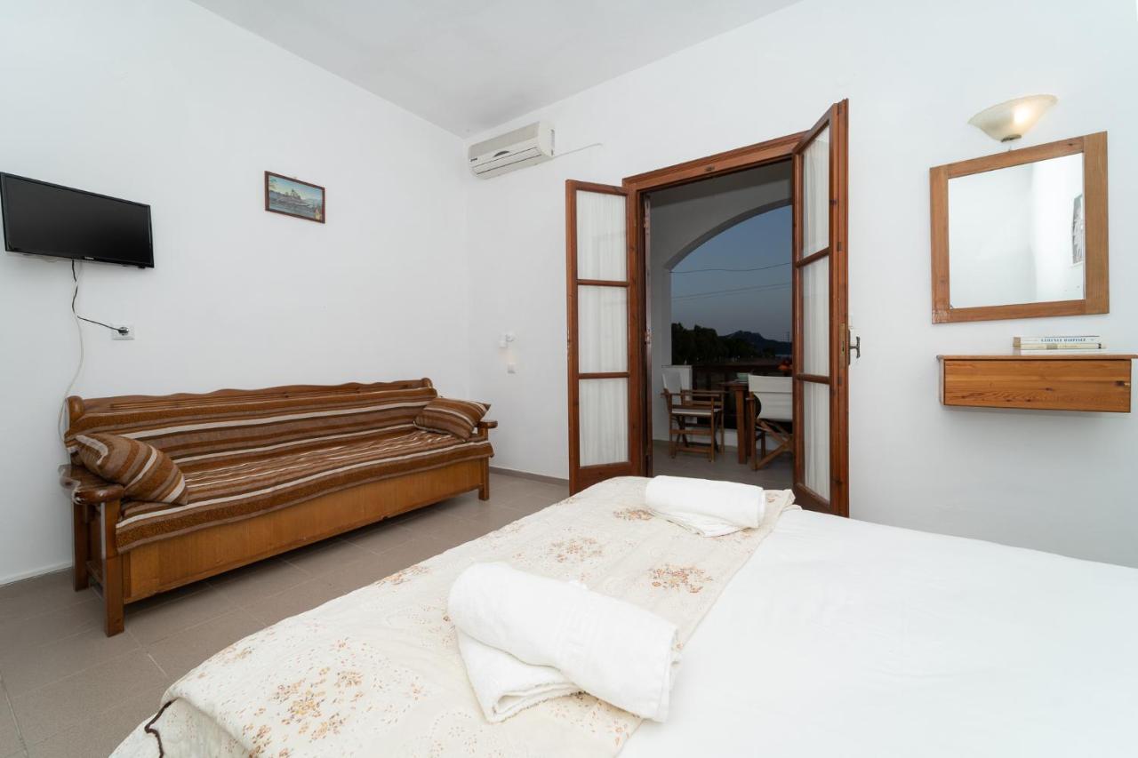 Ilias Apartments Methoni  Exterior foto